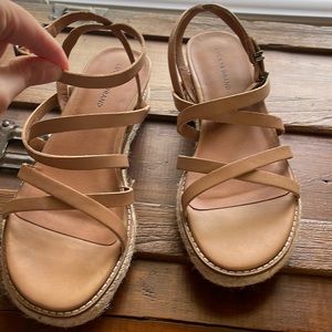 Lucky tan strappy low wedge sandal